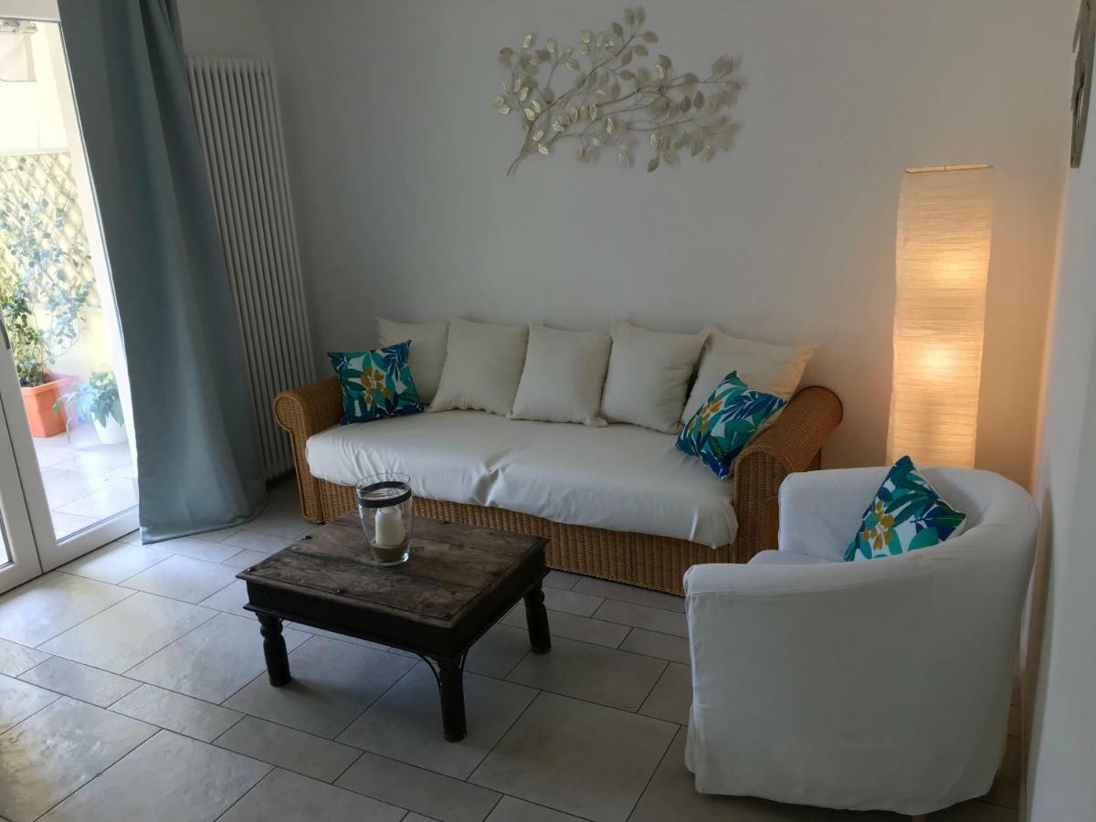 Flowers House Apartment Arco Luaran gambar